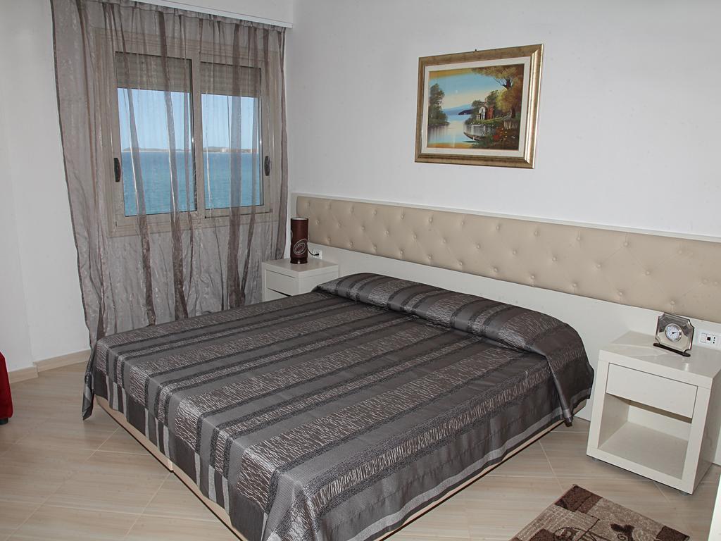 Martin Apartment Vlorë Extérieur photo